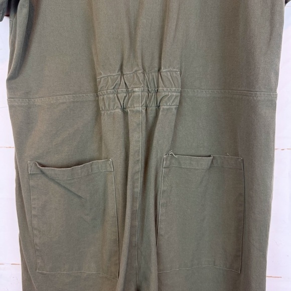 Universal Standard | Olive Green Short Sleeve Cropped Jumpsuit, XS - Picture 8 of 10